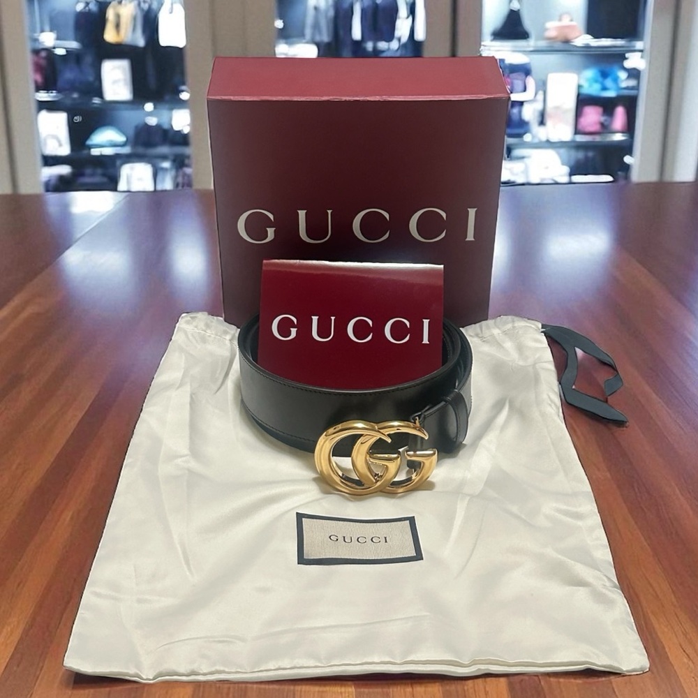 Gucci GG Logo Gold Black Leather Belt